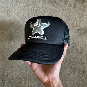 Duckwrth Chrome Bull 2023 Tour Trucker Hat